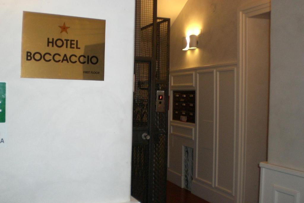 Hotel Boccaccio Рим Екстериор снимка